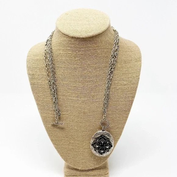 Black and silver multi-strand locket - Picture 5 of 6